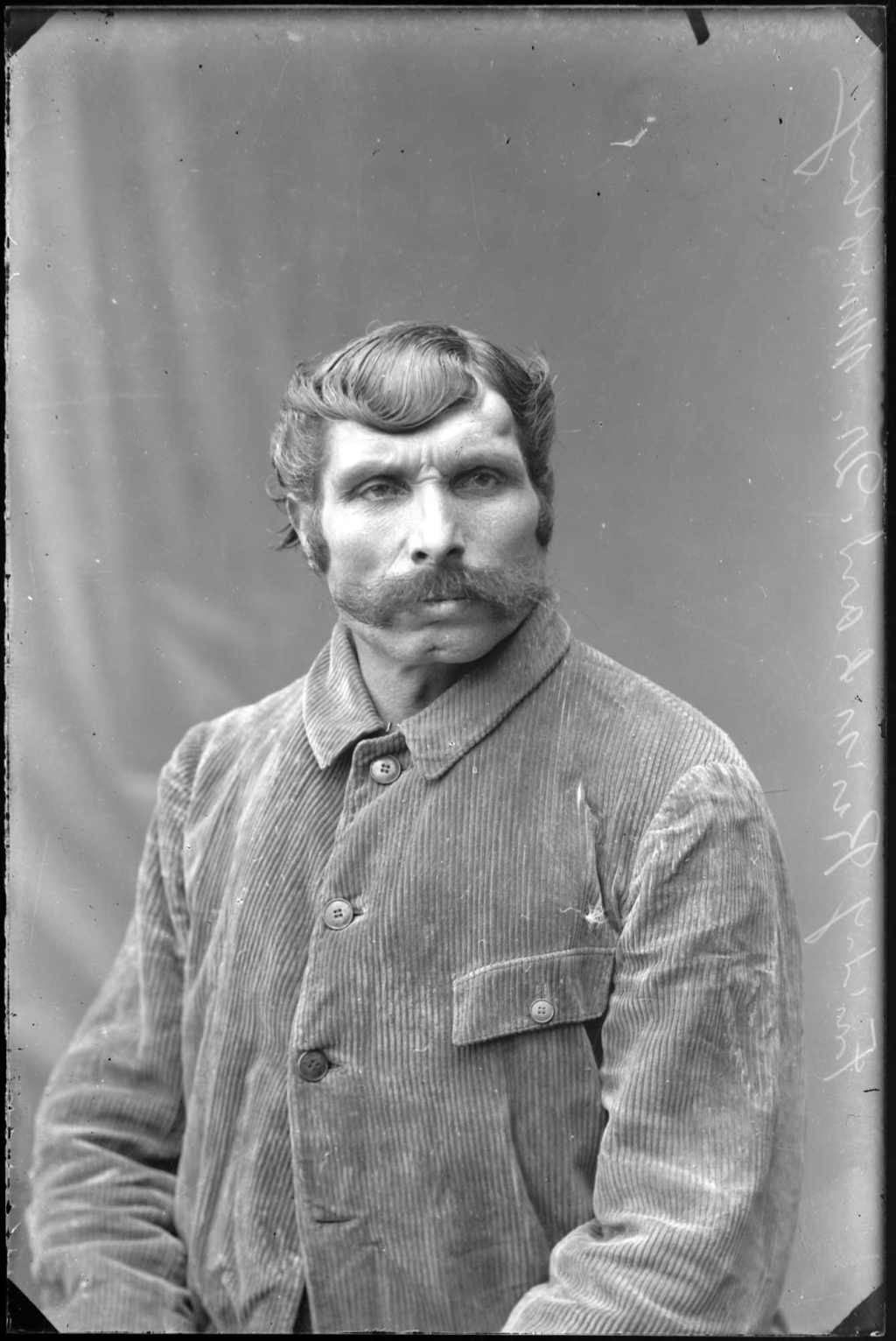 Friedrich Reinhardt als Friedrich Nam 1882 in Untermusbach geboren