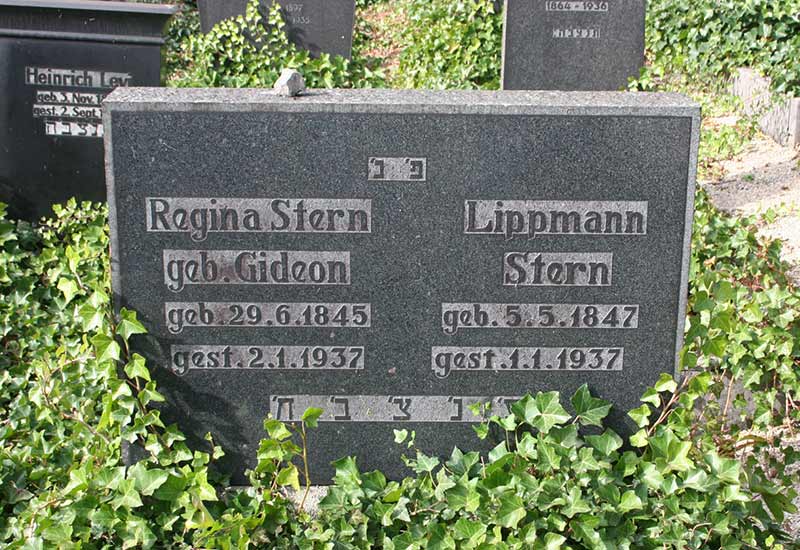 Grabstein: Regine und Lippmann Stern